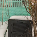 Izolacja grubych lub podwójnych ścian gwarantuje, że przemiany kompostowe zachodzą też zimą