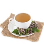 Herbatka z oregano na żołądkowe dolegliwości
